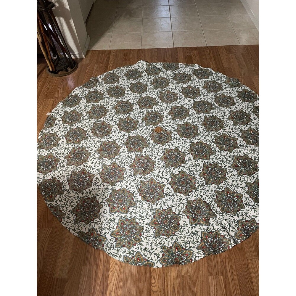 70" Diameter Round Patio Table Tablecloth with Umbrella Hole